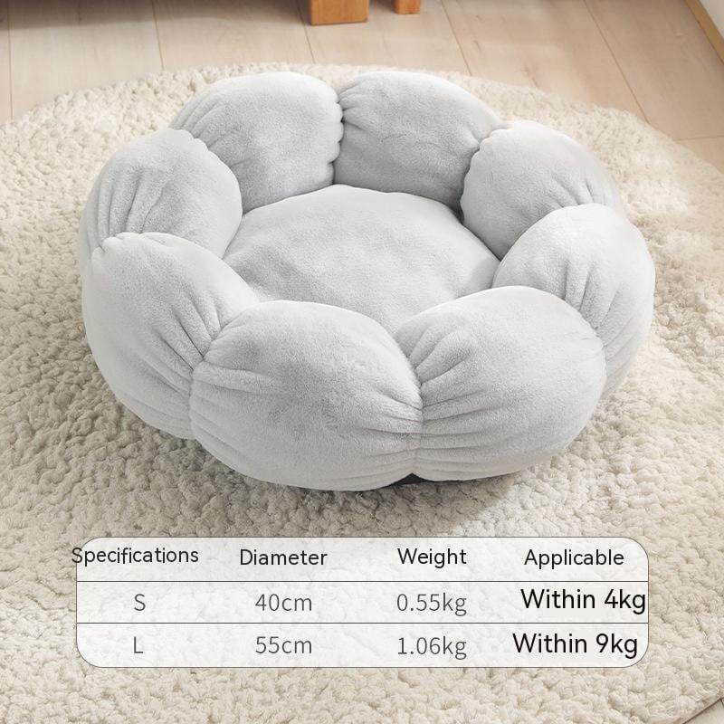 Plush Round Flower-Shaped Doghouse for Pets