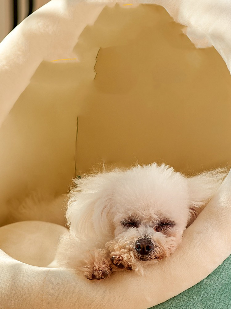 Universal Summer Kennel