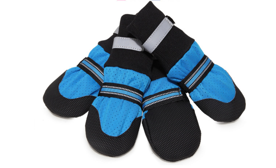 Pet Non-Slip Rubber Shoe Covers for Winter (Two Colors)
