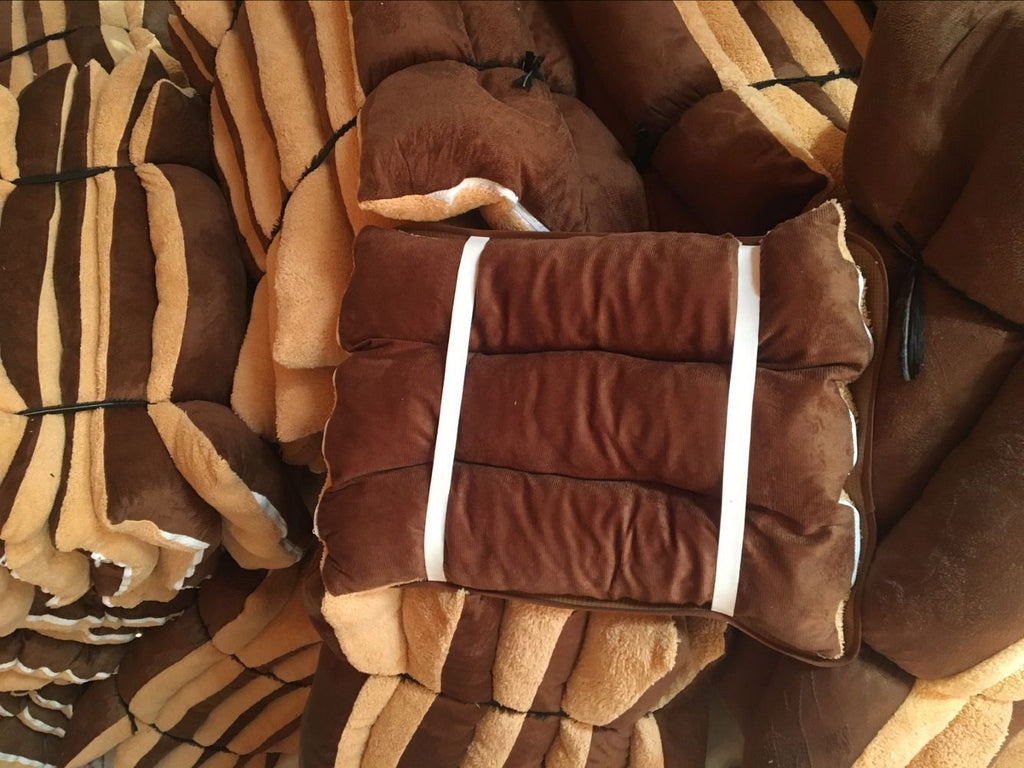 Fleece Pet Bed for Dogs and Cats, Washable Design