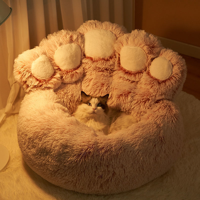 Winter Pet Bed for Cats and Dogs - Cute Design