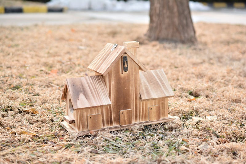 Small Wooden Hanging Bird Nest
