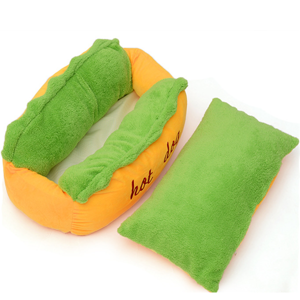 Hot Dog Shaped Pet Bed for Teddy and Golden Retrievers