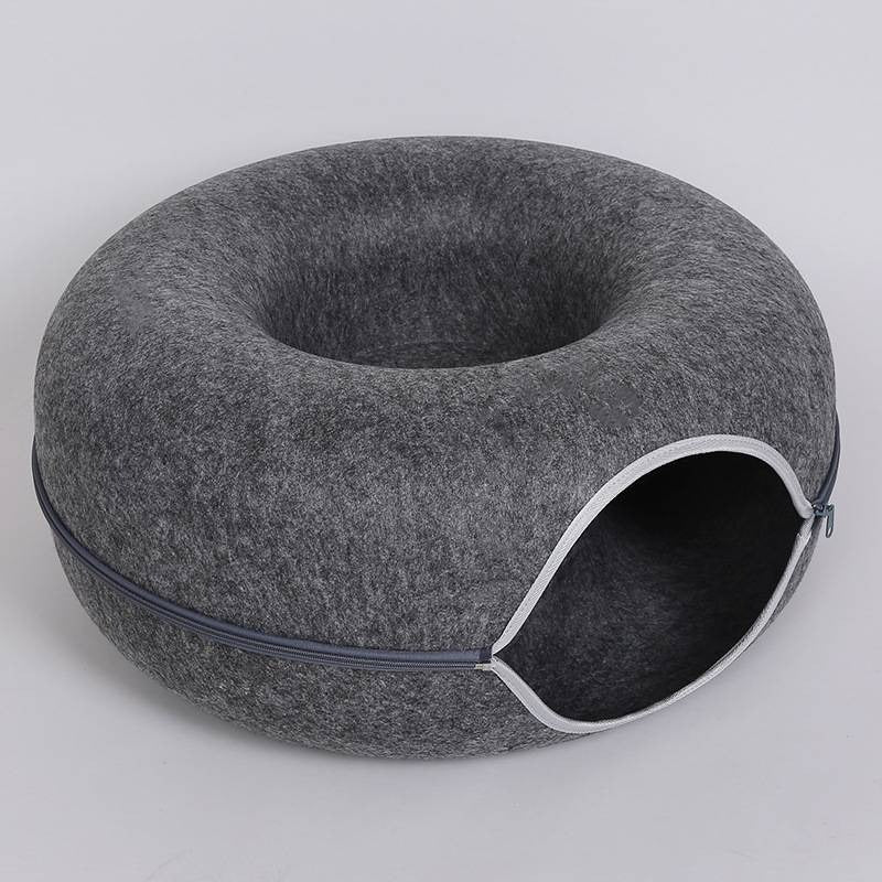 Donut Cat Felt Tunnel Bed