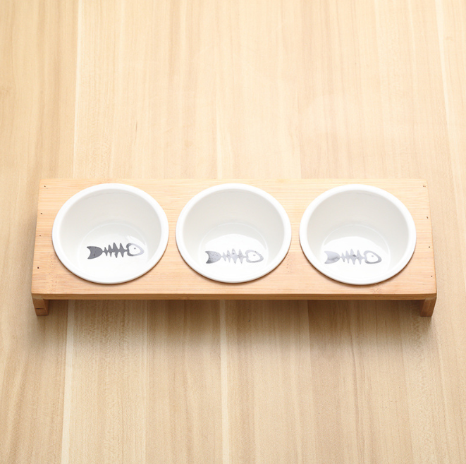 Double Bowl Cat Food Dish with Fish Bone Design
