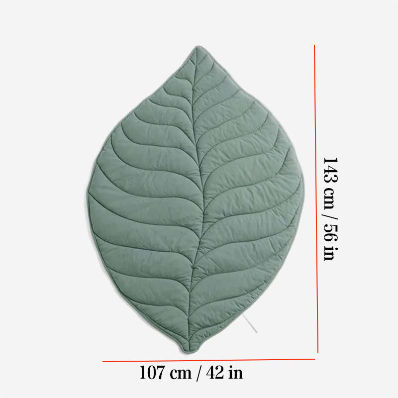Cozy All-Season Leaf Pet Mat