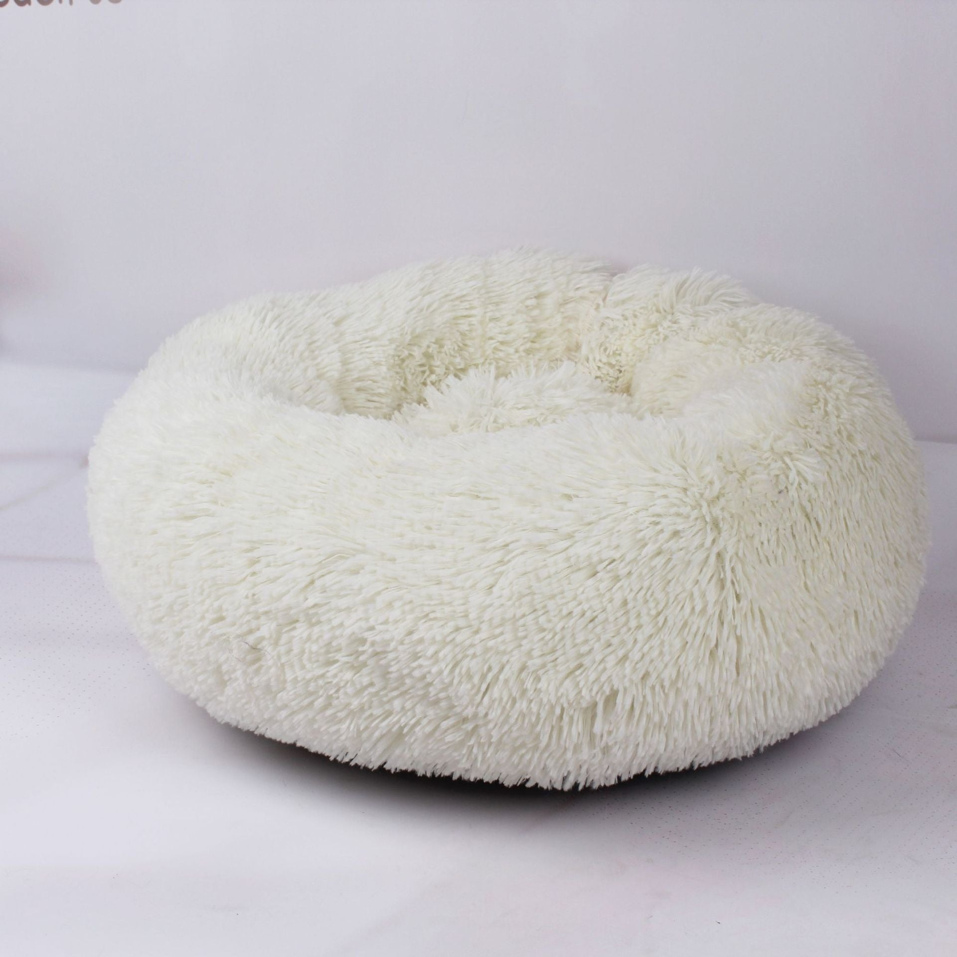 Round Plush Calming Pet Bed for Small Dogs & Cats