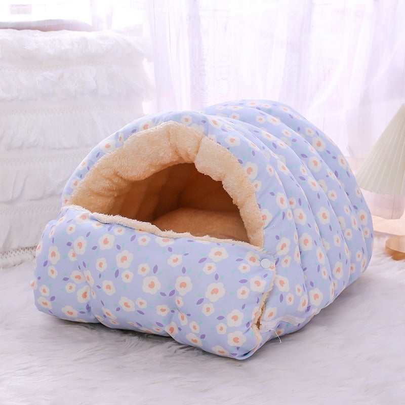 Winter Closed Warm Cat Nest