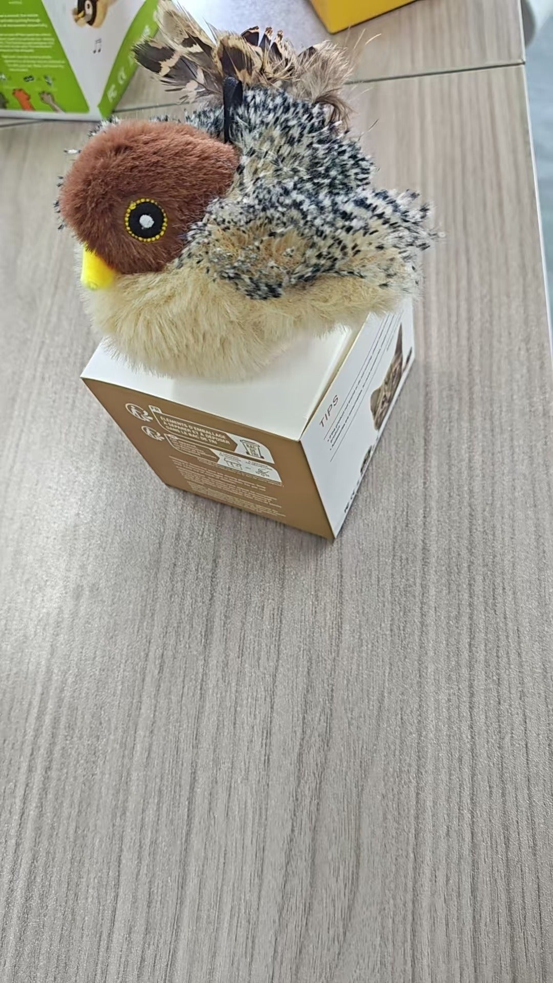 Sound & Vibration Sensing Cat Toy