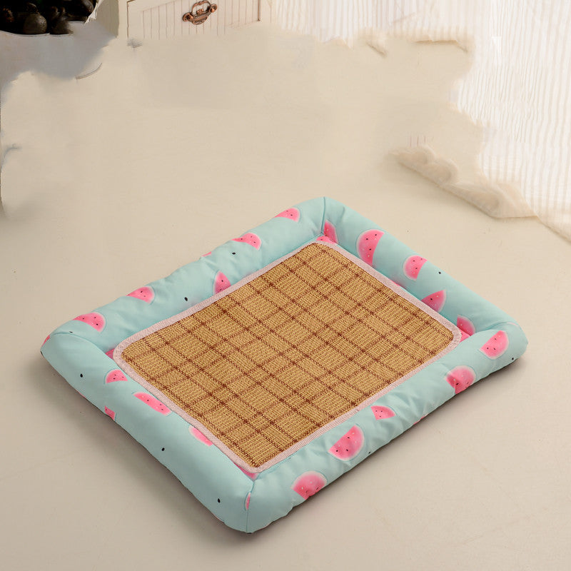 Waterproof Round Dog Mats for All Seasons and Cats