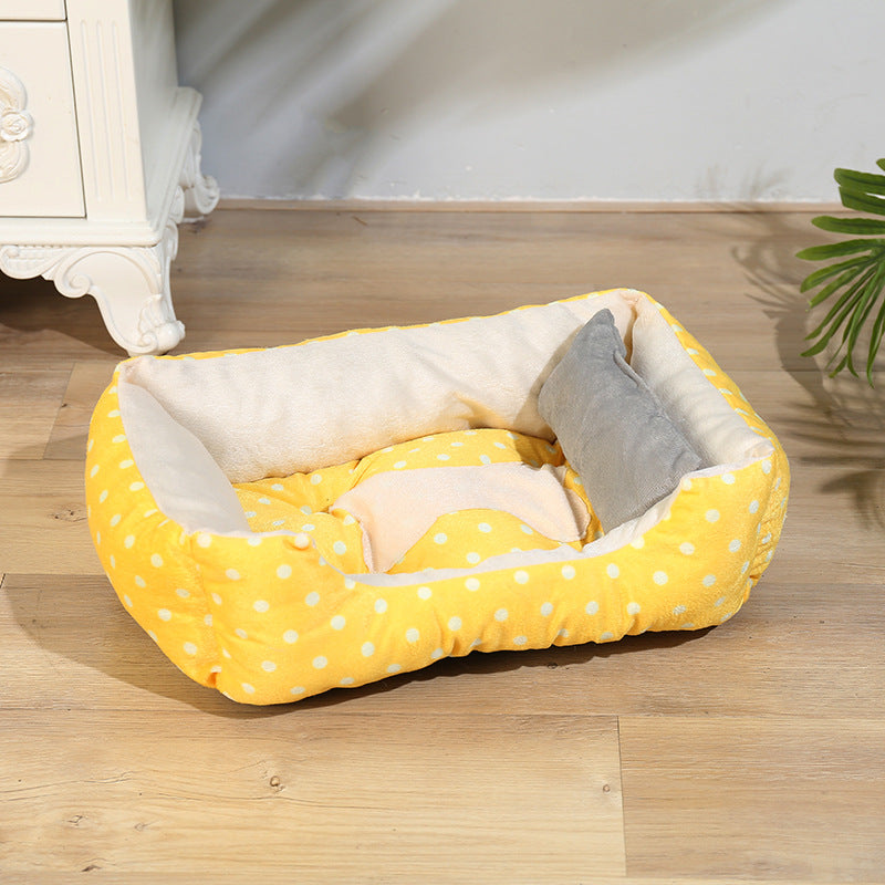 Sleeping Villa Dog House