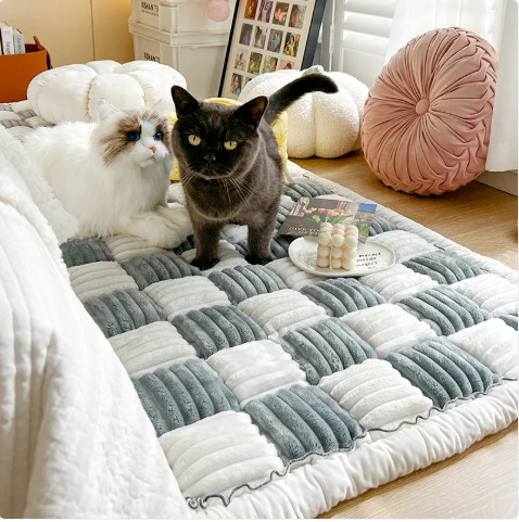 Cream Plush Rectangular Bed Cushion For Pets