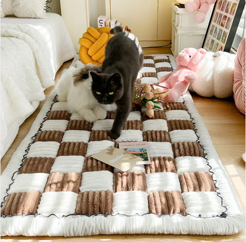 Cream Plush Rectangular Bed Cushion For Pets