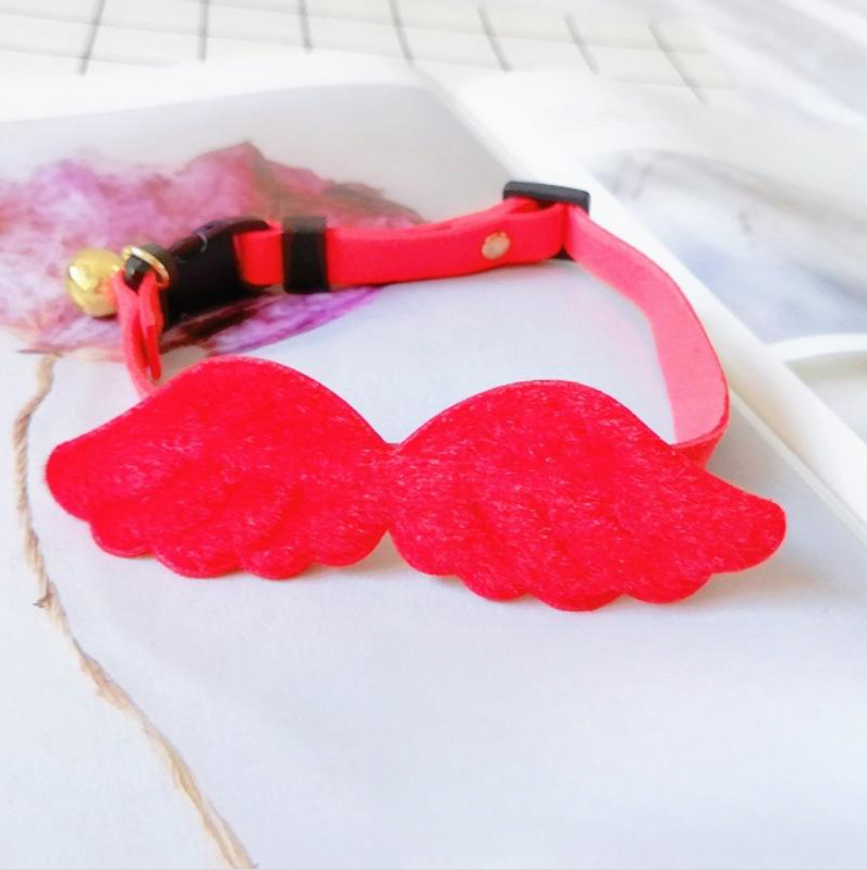 Adjustable Dogcat Collar with Bell and Angel Wings