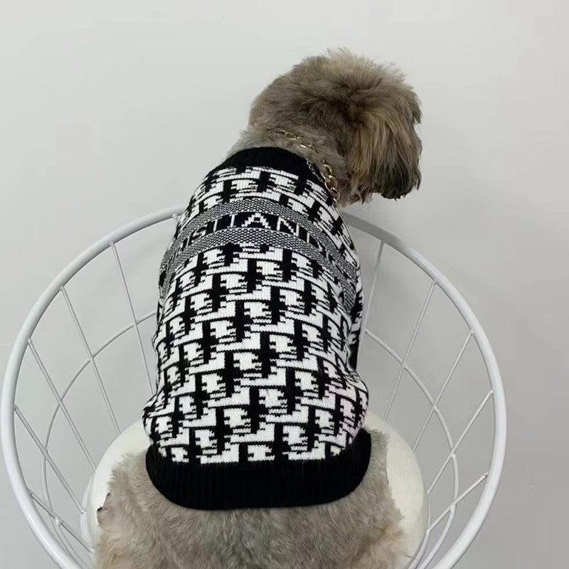 Thick Warm Pet Sweater for Dogs and Cats in Winter