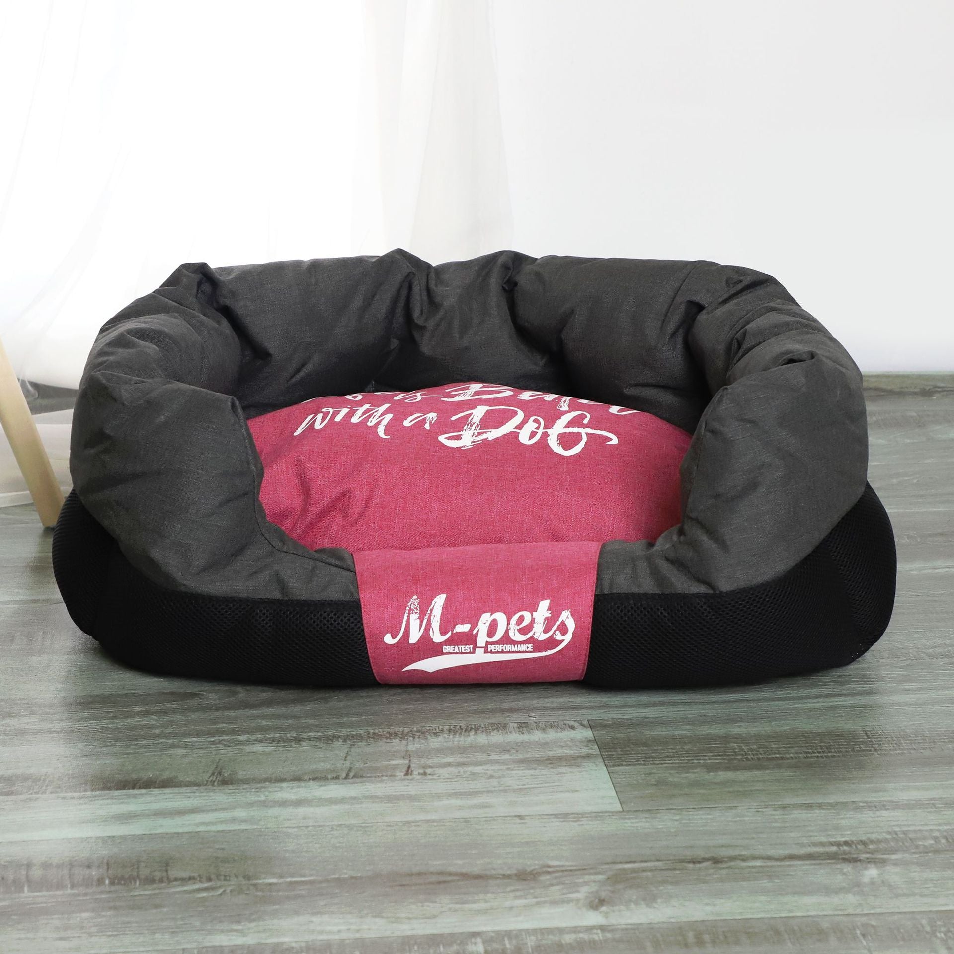 Universal Square Kennel for All Seasons, Easy to Clean
