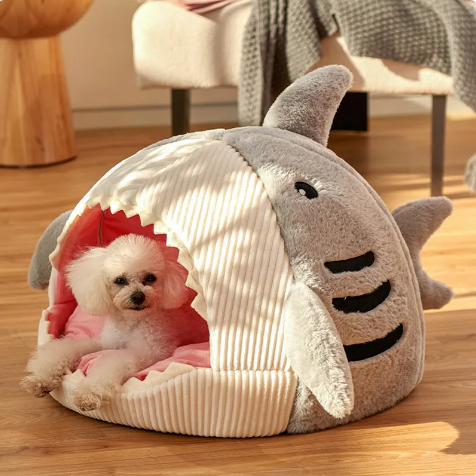 Shark-Style Pet Bed
