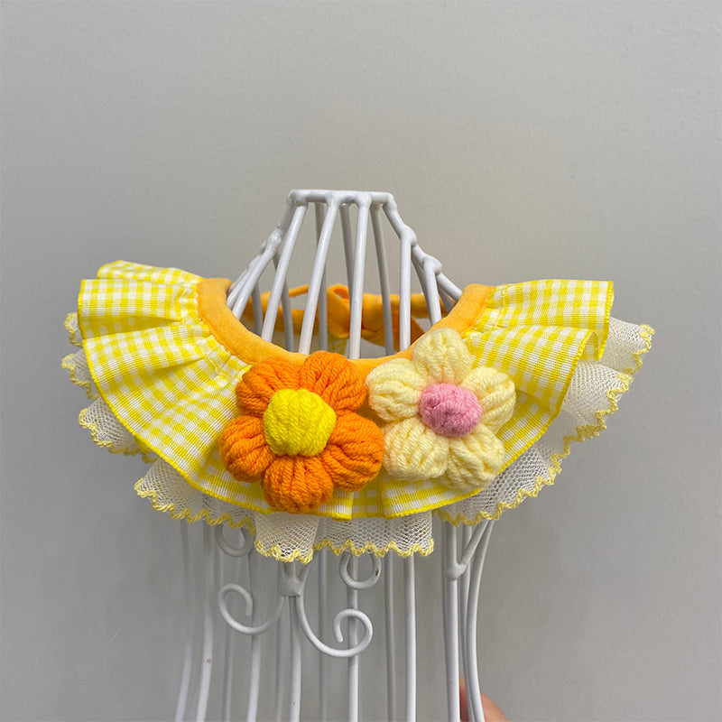 Cute Pet Collar and Bib with Saliva Towel