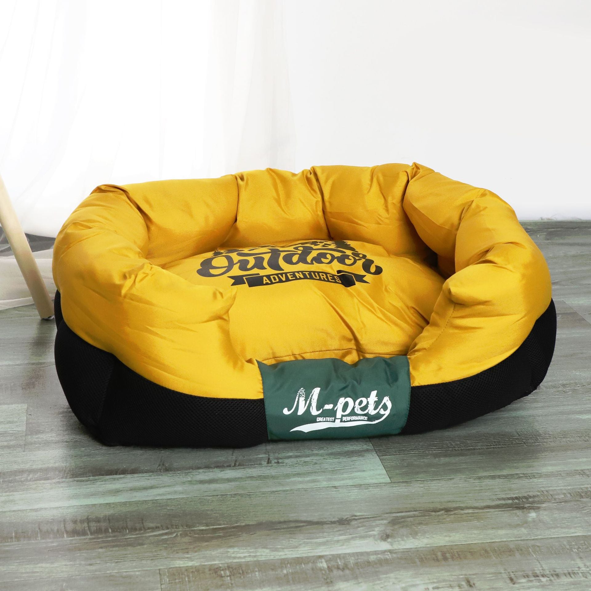 Universal Square Kennel for All Seasons, Easy to Clean