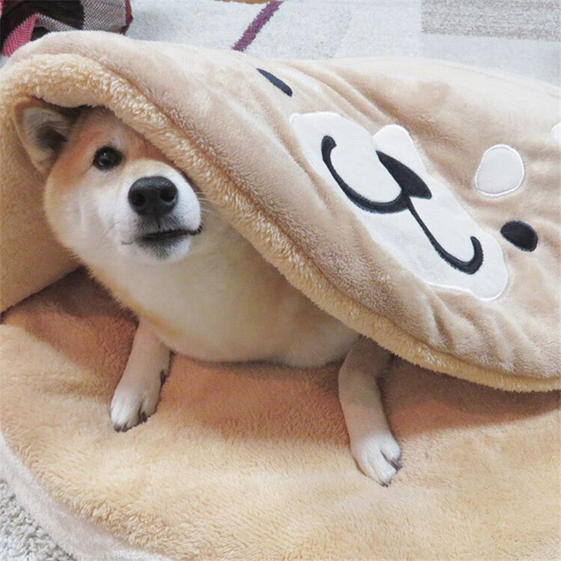 Short Plush Pet Bed for Cats and Dogs