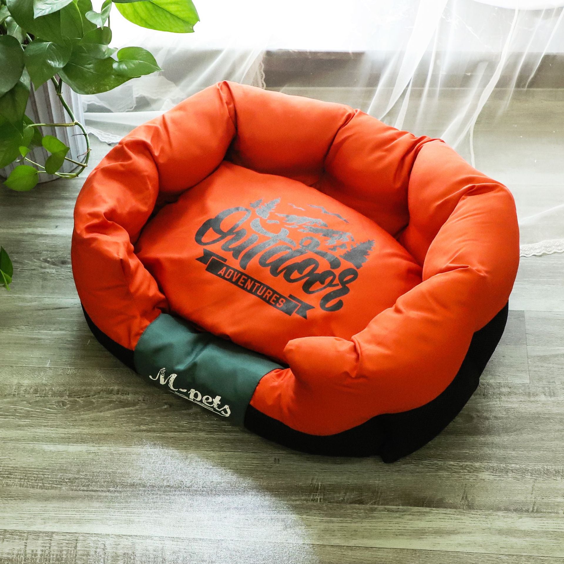 Universal Square Kennel for All Seasons, Easy to Clean
