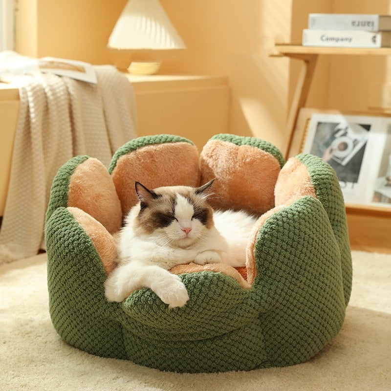 Soft Cactus Petal Nest for Cats and Dogs
