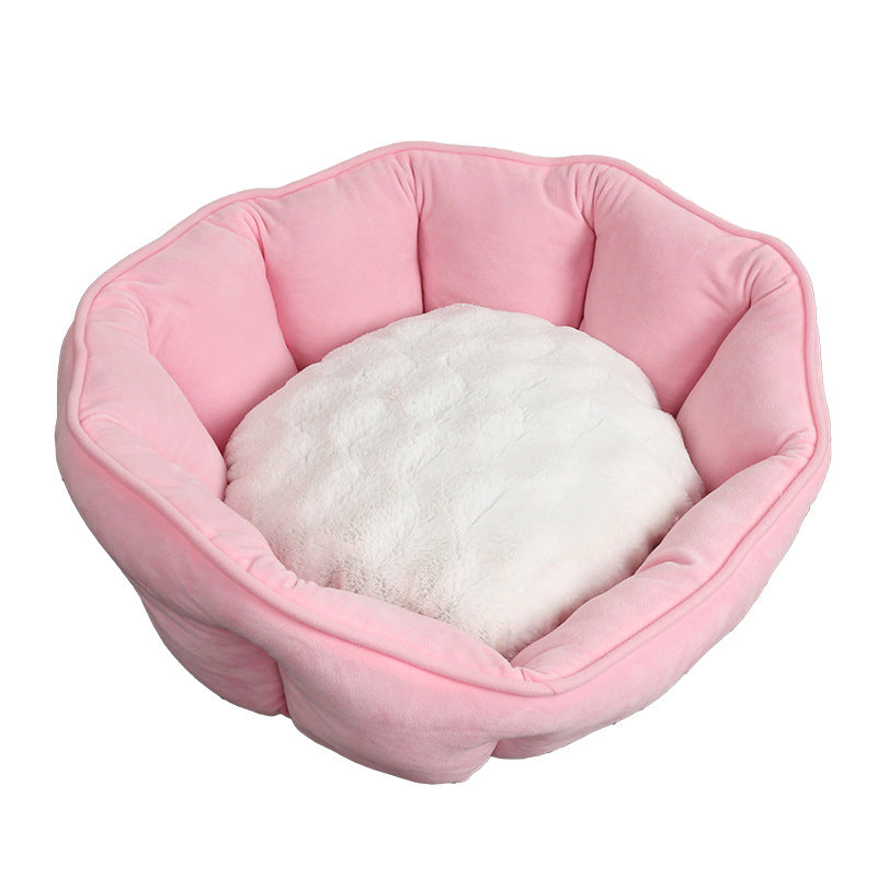 Shell-Shaped Pet Nest for Cozy Comfort