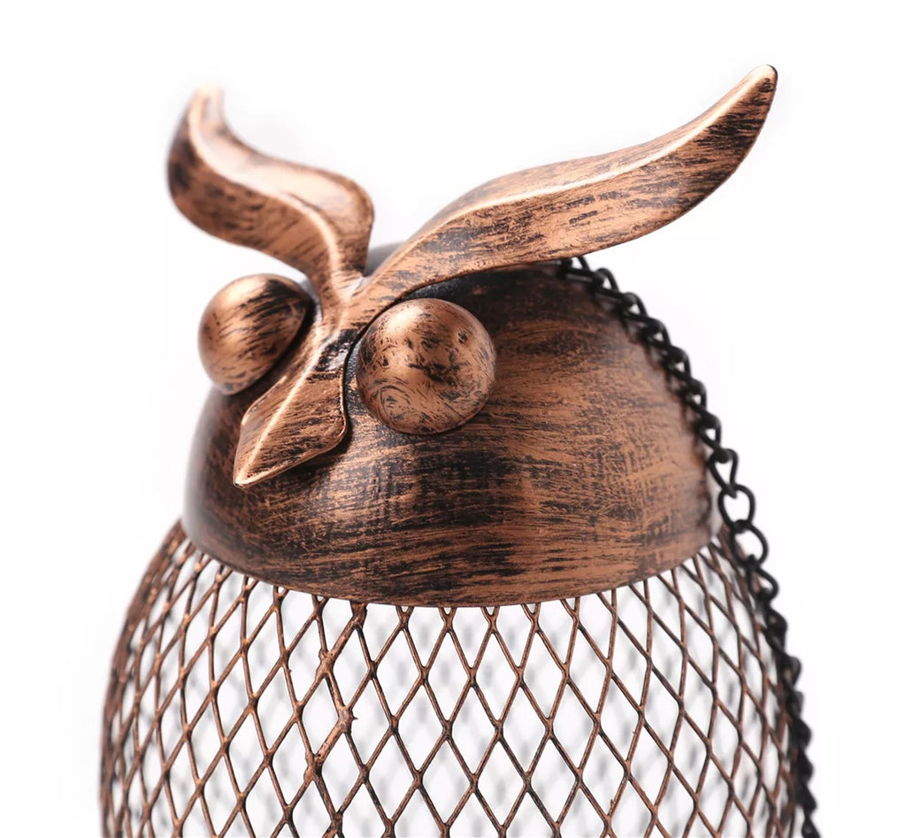Outdoor Iron Owl Hummingbird Feeder for Courtyards