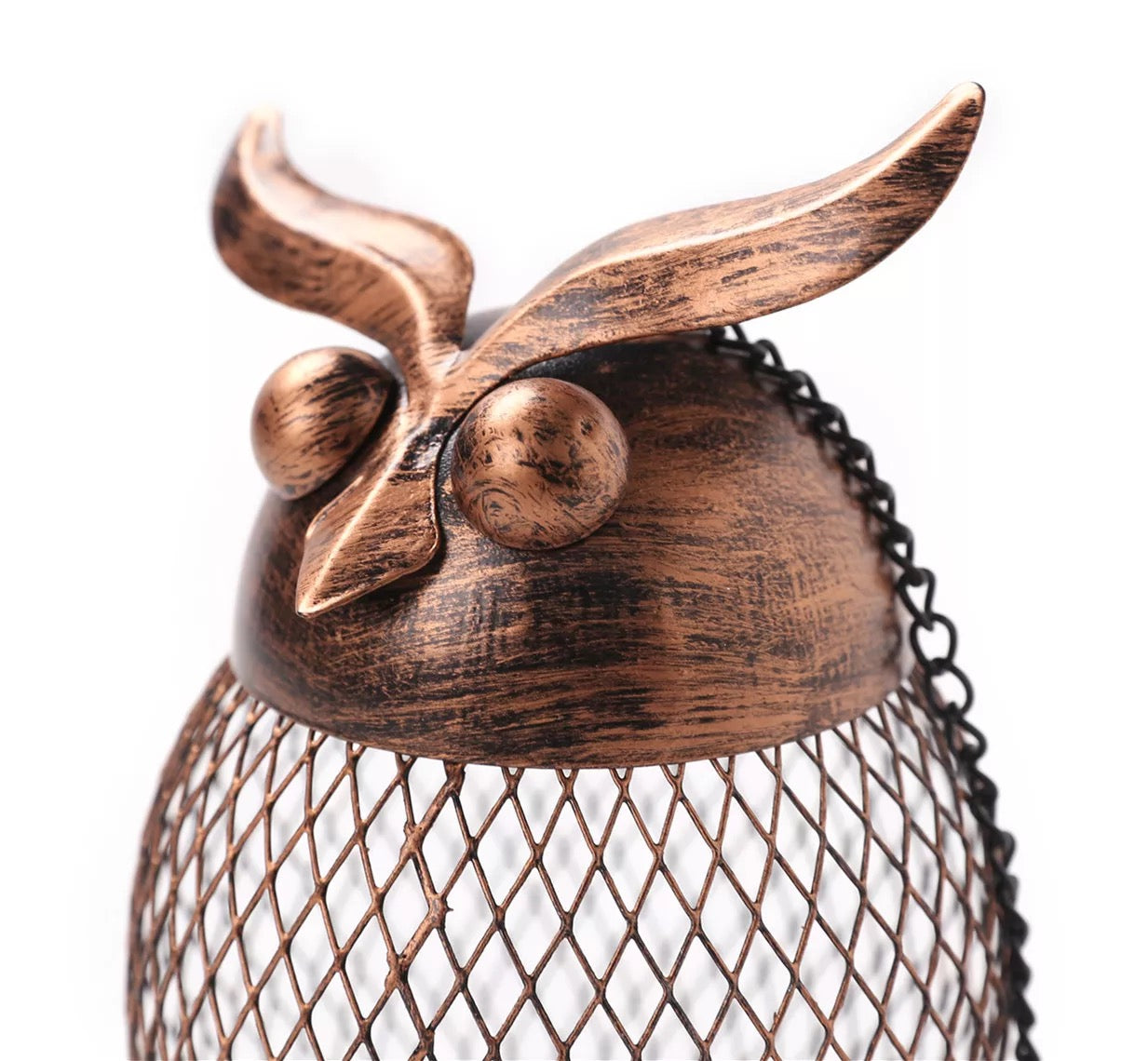 Outdoor Iron Owl Hummingbird Feeder for Courtyards