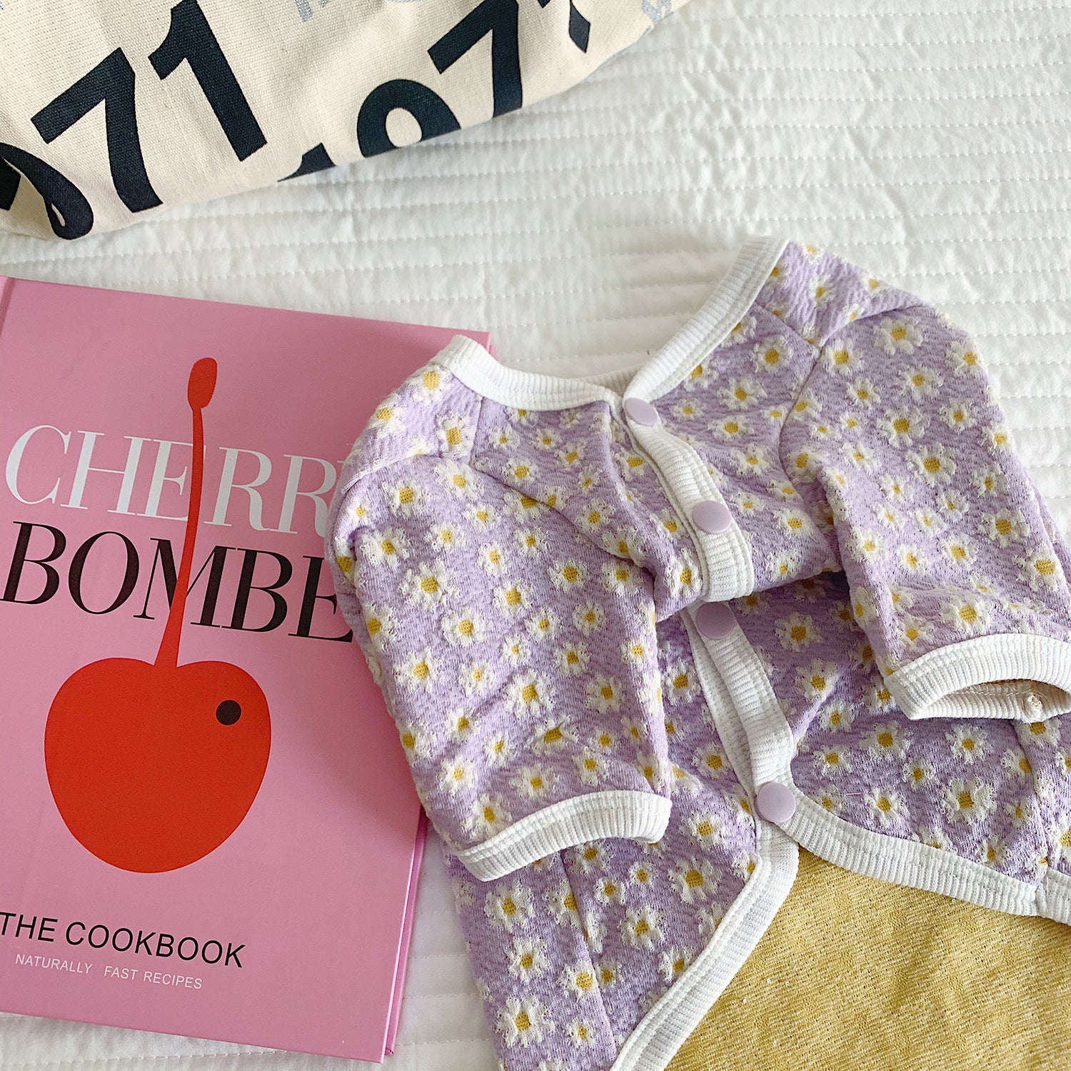 Cute and Simple Printed Clothes for Dogs
