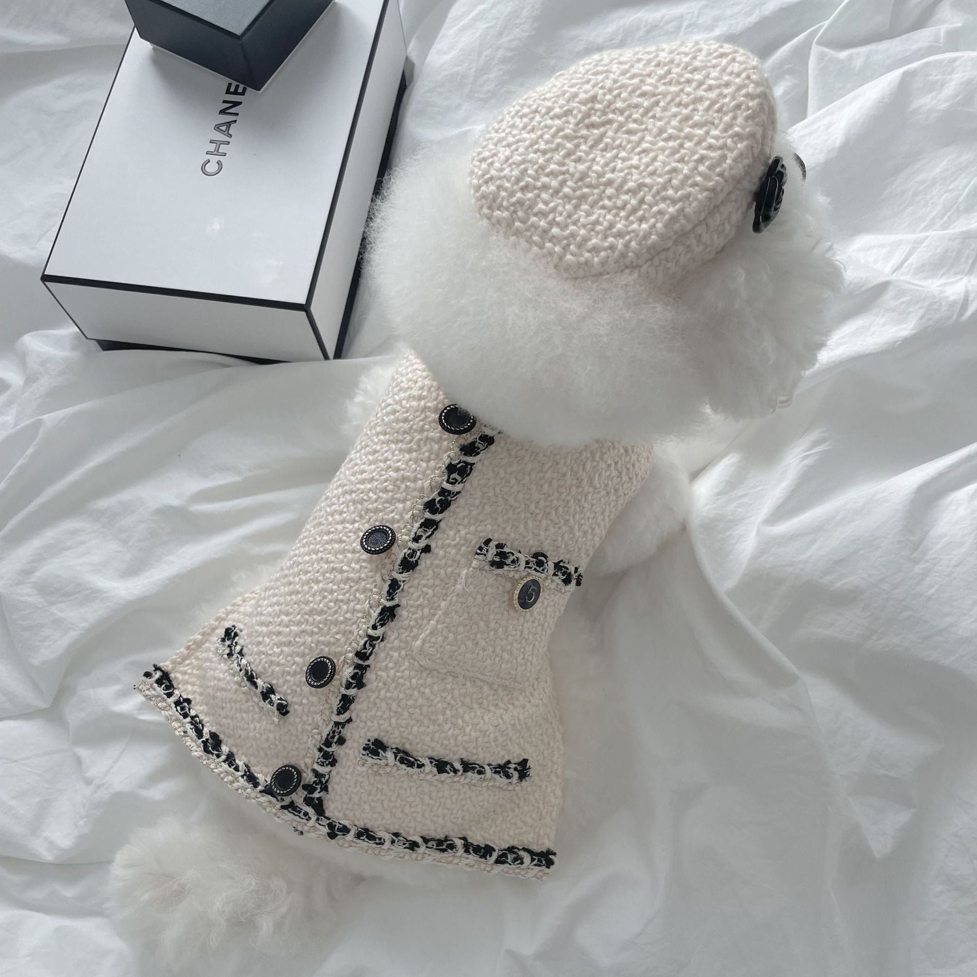 Woven Sleeveless Jacket for Dogs and Cats
