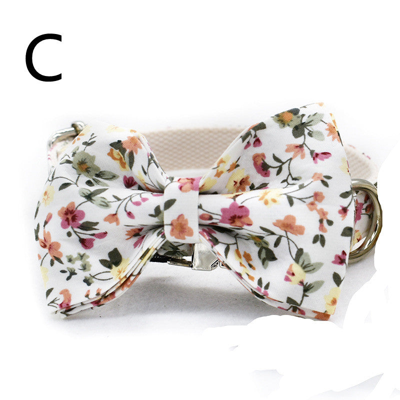 White Flower Pet Collar and Leash with Metal Buckle