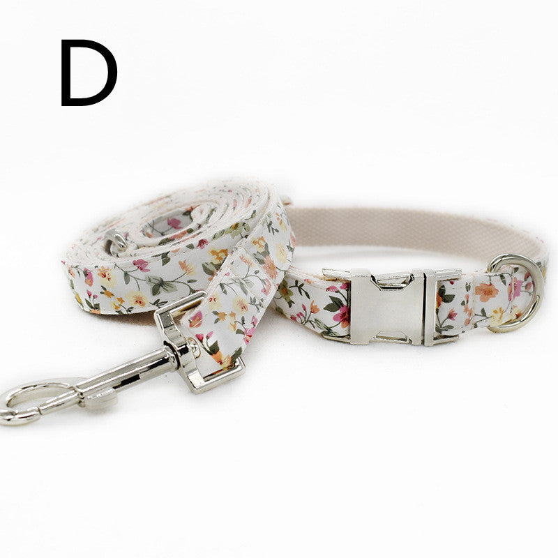 White Flower Pet Collar and Leash with Metal Buckle