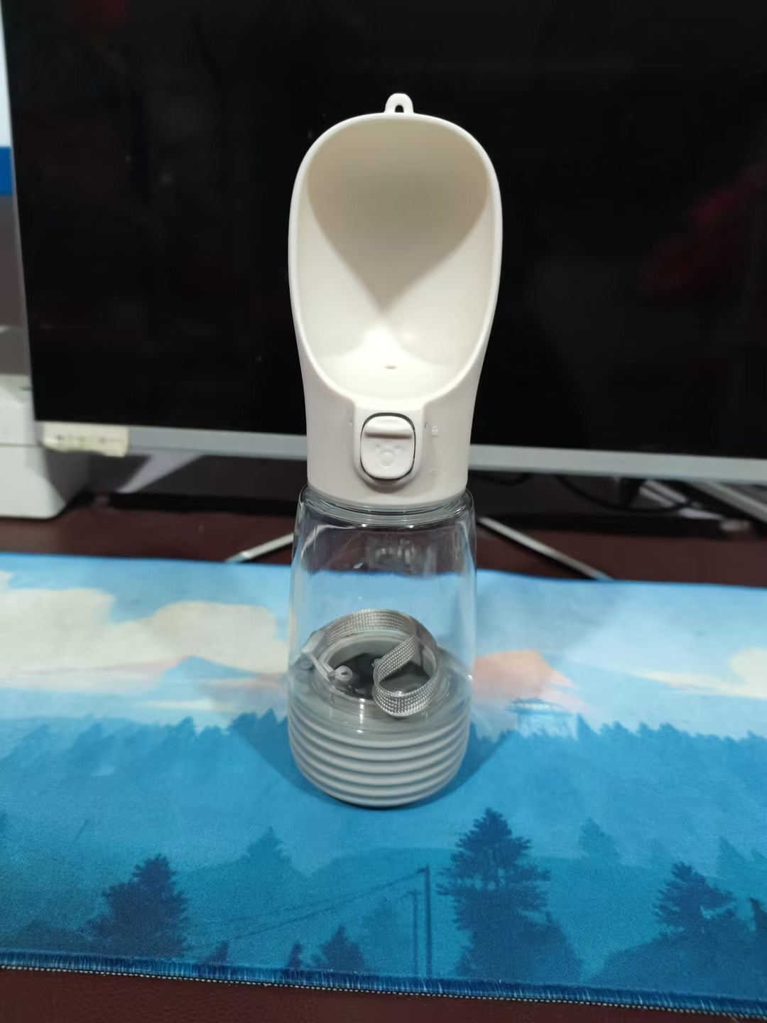 Portable Pet Feeder