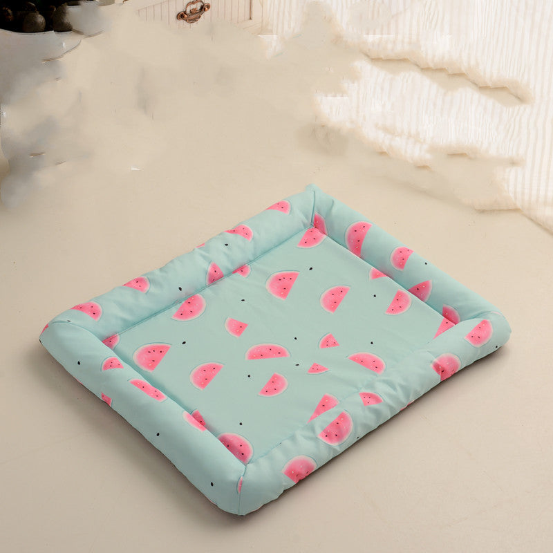 Waterproof Round Dog Mats for All Seasons and Cats