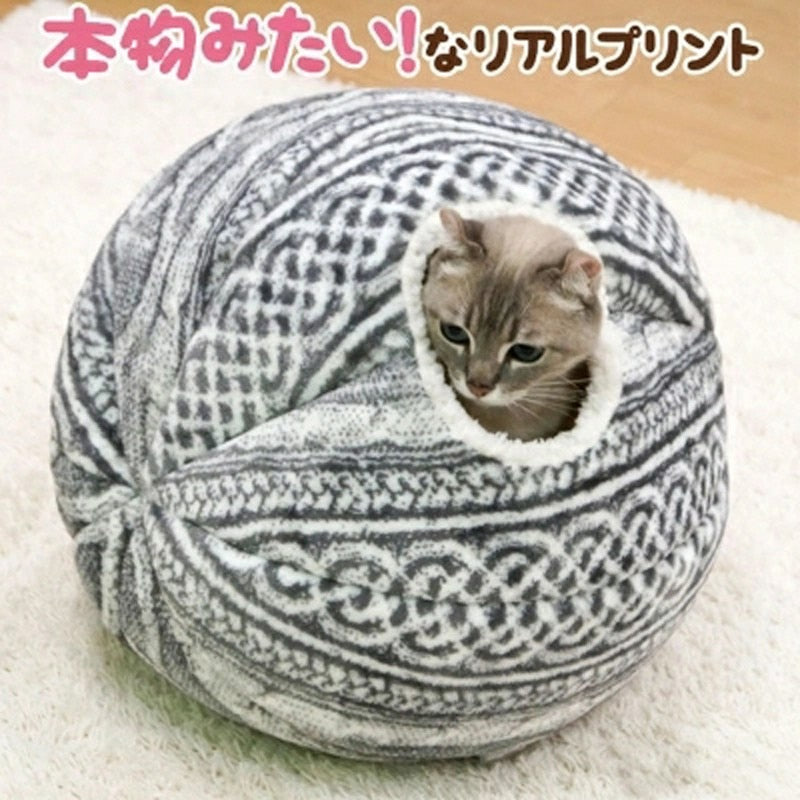 Thick Mongolian Tent Cat Bed with Woven Yarn Balls